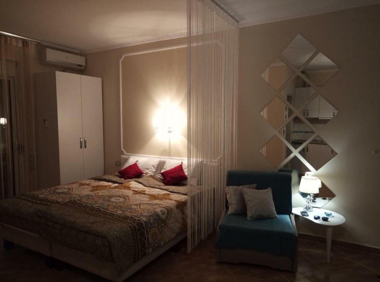 Elen Apartment - Adults Only Orikum Zewnętrze zdjęcie